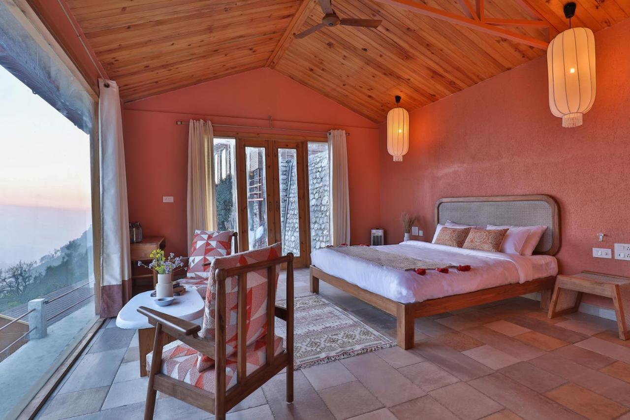 Bed & Breakfast Seclude Pangot, Perch *